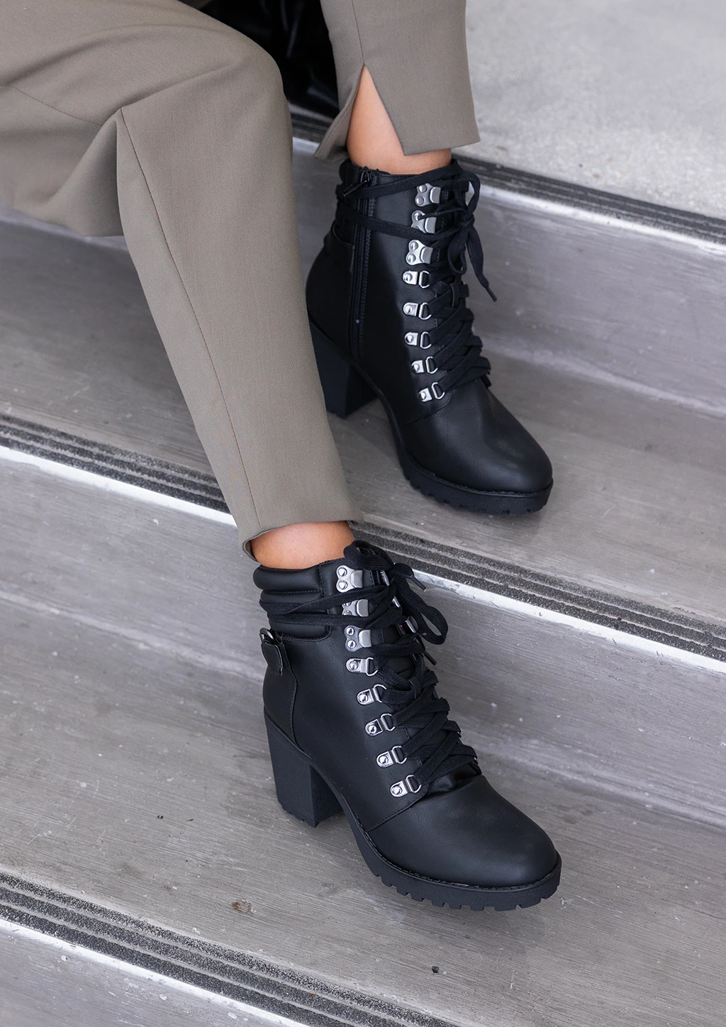 ANNAMARIA - BLACK 7 ANNAMARIA - BLACK - Image 5