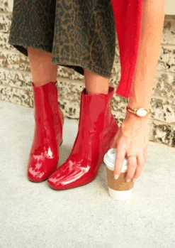 KYMI - RED 13 KYMI - RED -Mia KYMIRED