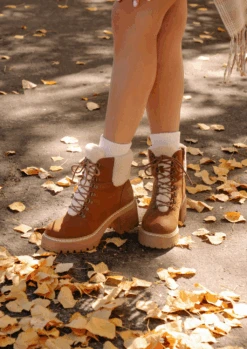 TILER - COGNAC -Mia LIFESTYLETILER2