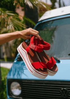 ODELIA - RED -Mia odelia red